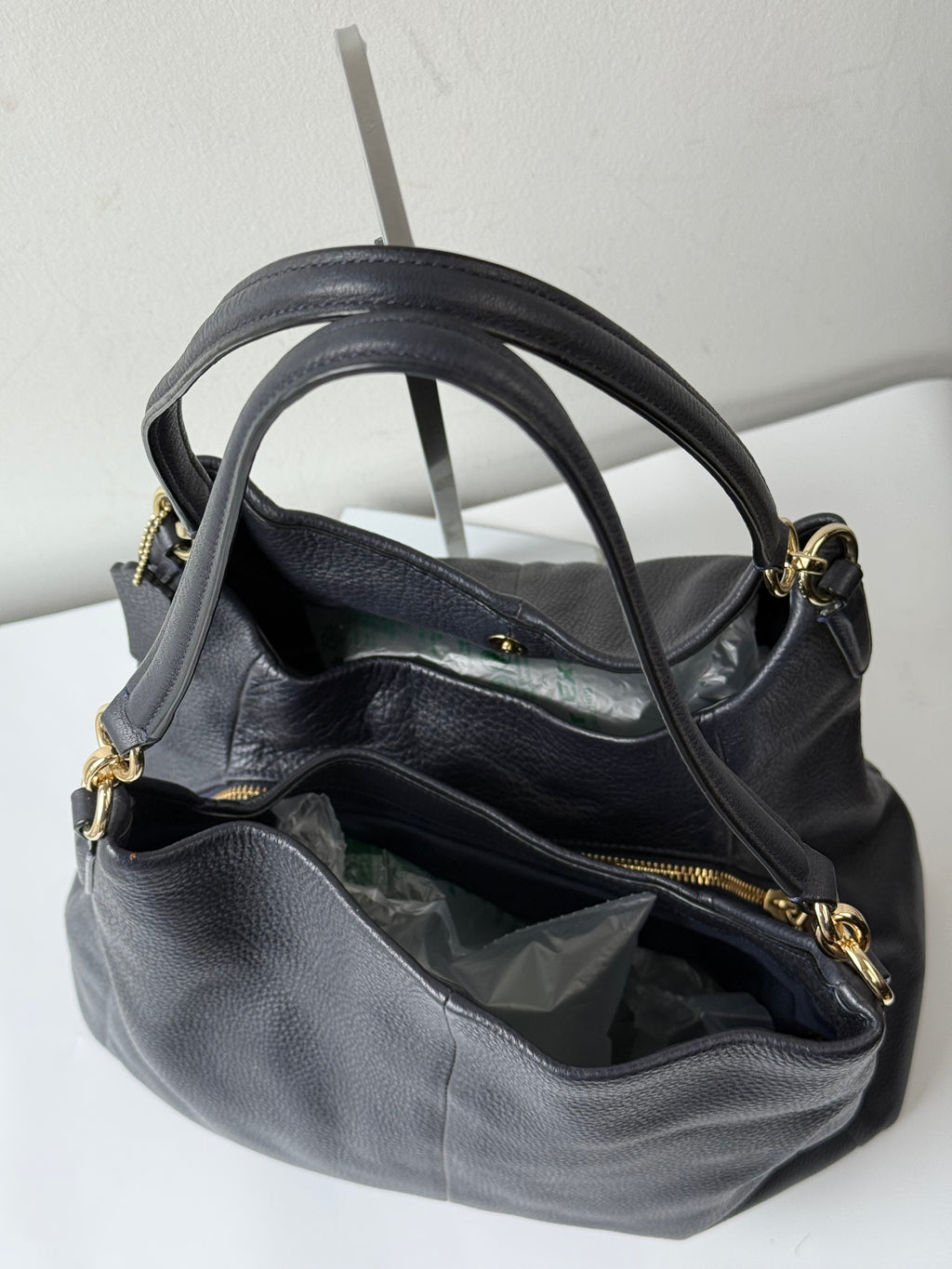 Vintage Coach Shoulder Bag 00s Y2K Coach Madison Phoebe Black Pebbled Leather Bag