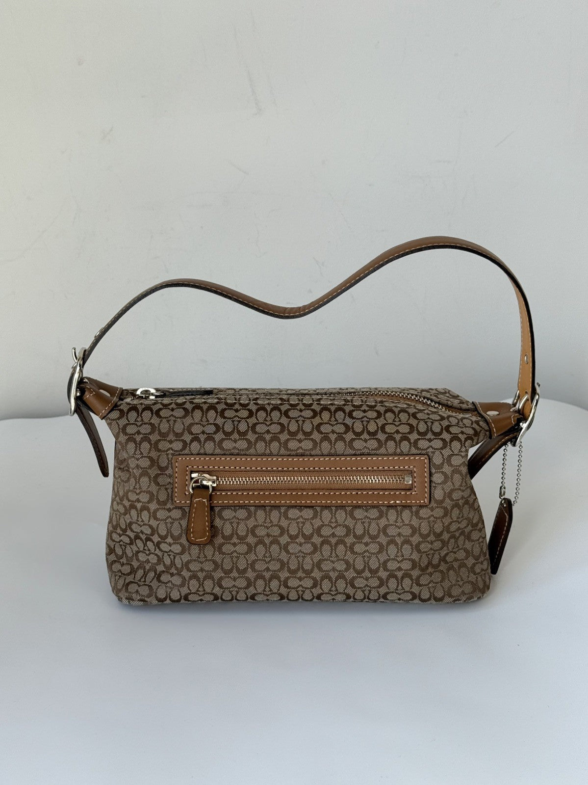 Vintage Coach East West Bag Tan & Beige  Coach Signature Handbag 00s Y2K