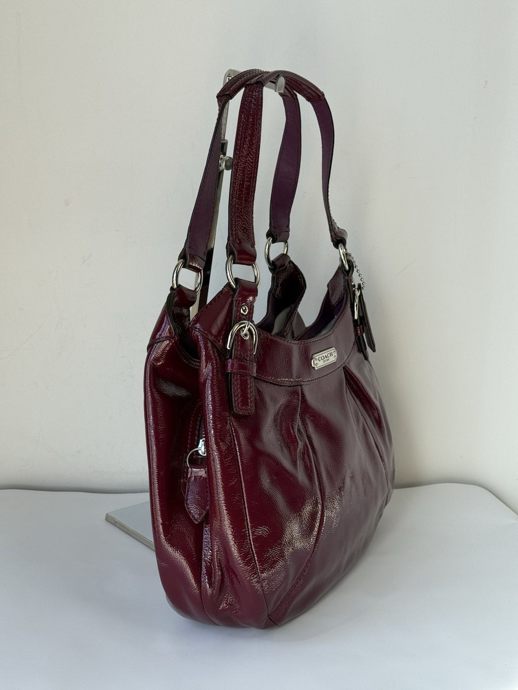 Vintage Coach Soho Hobo Bag Crimson Plum Patent Leather Shoulder Bag 00s Y2K