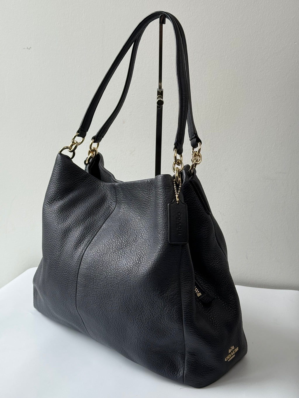 Vintage Coach Shoulder Bag 00s Y2K Coach Madison Phoebe Black Pebbled Leather Bag