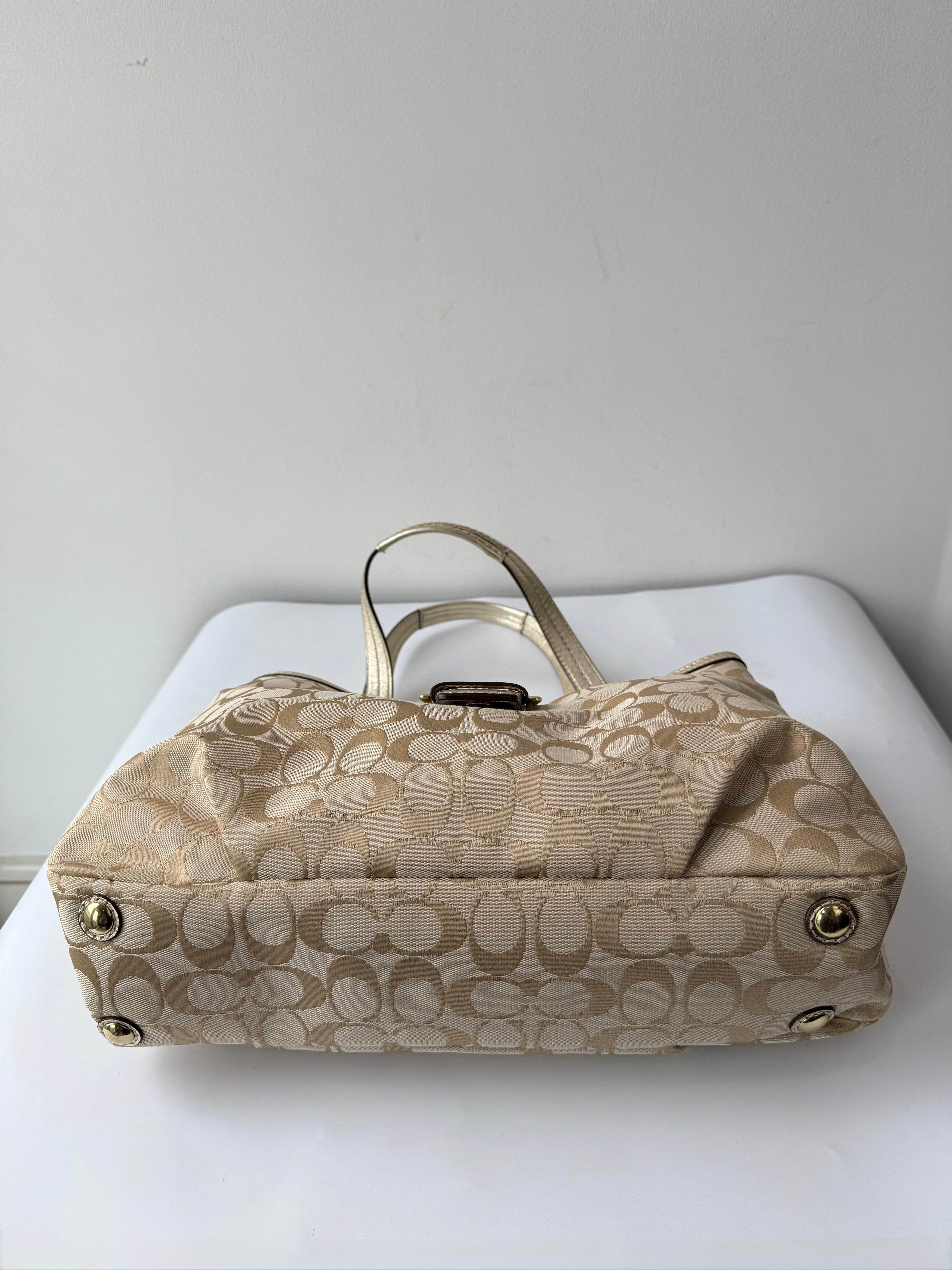 Vintage Coach Soho Signature Tote Bag Cream & Gold Canvas Shoulder Bag 00s Y2K