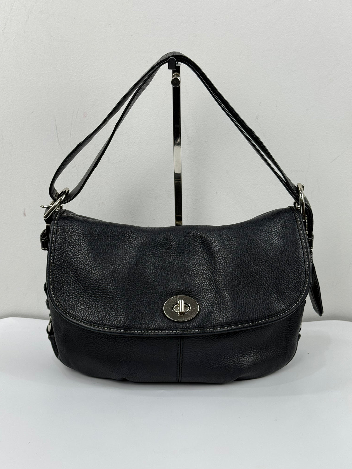 Vintage Coach Black Pebble Leather TurnLock Shoulder Bag Coach Crossbody Bag 00s Y2K