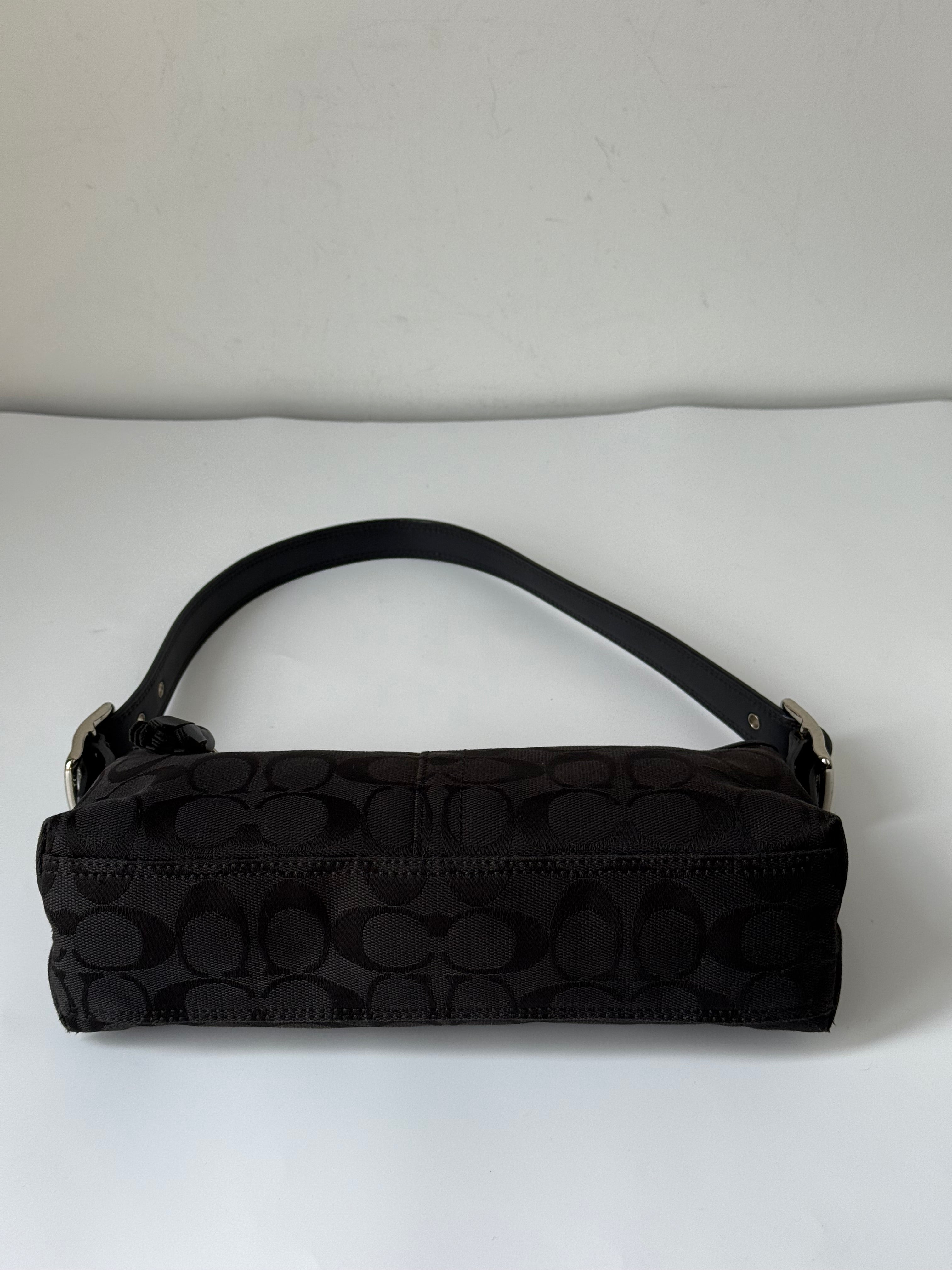 Vintage Coach Baguette East West Bag Black Signature Canvas Shoulder Bag Y2K