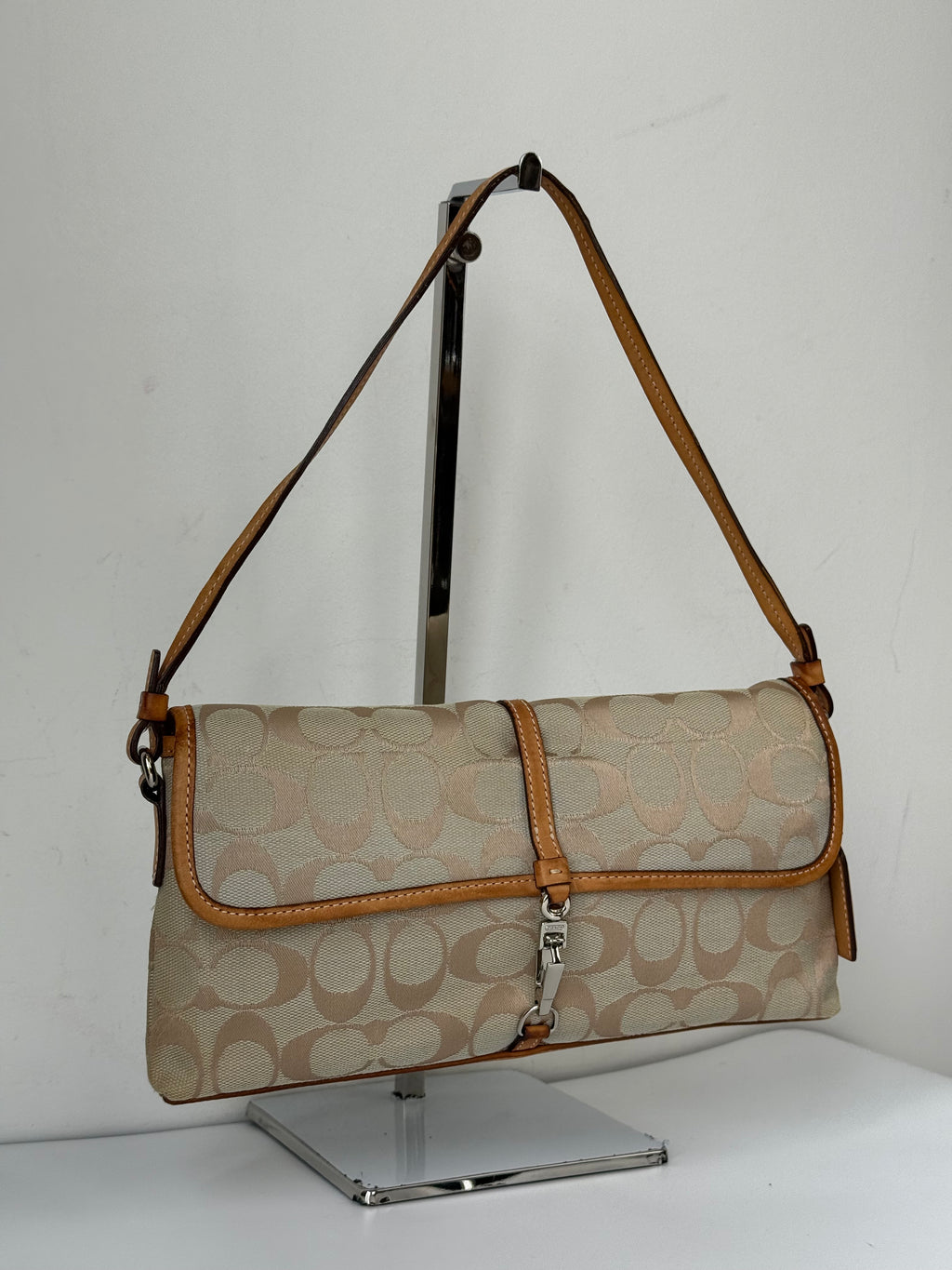 Vintage Coach Demi Clip Bag Beige and Blue Signature Canvas Shoulder Bag Y2K