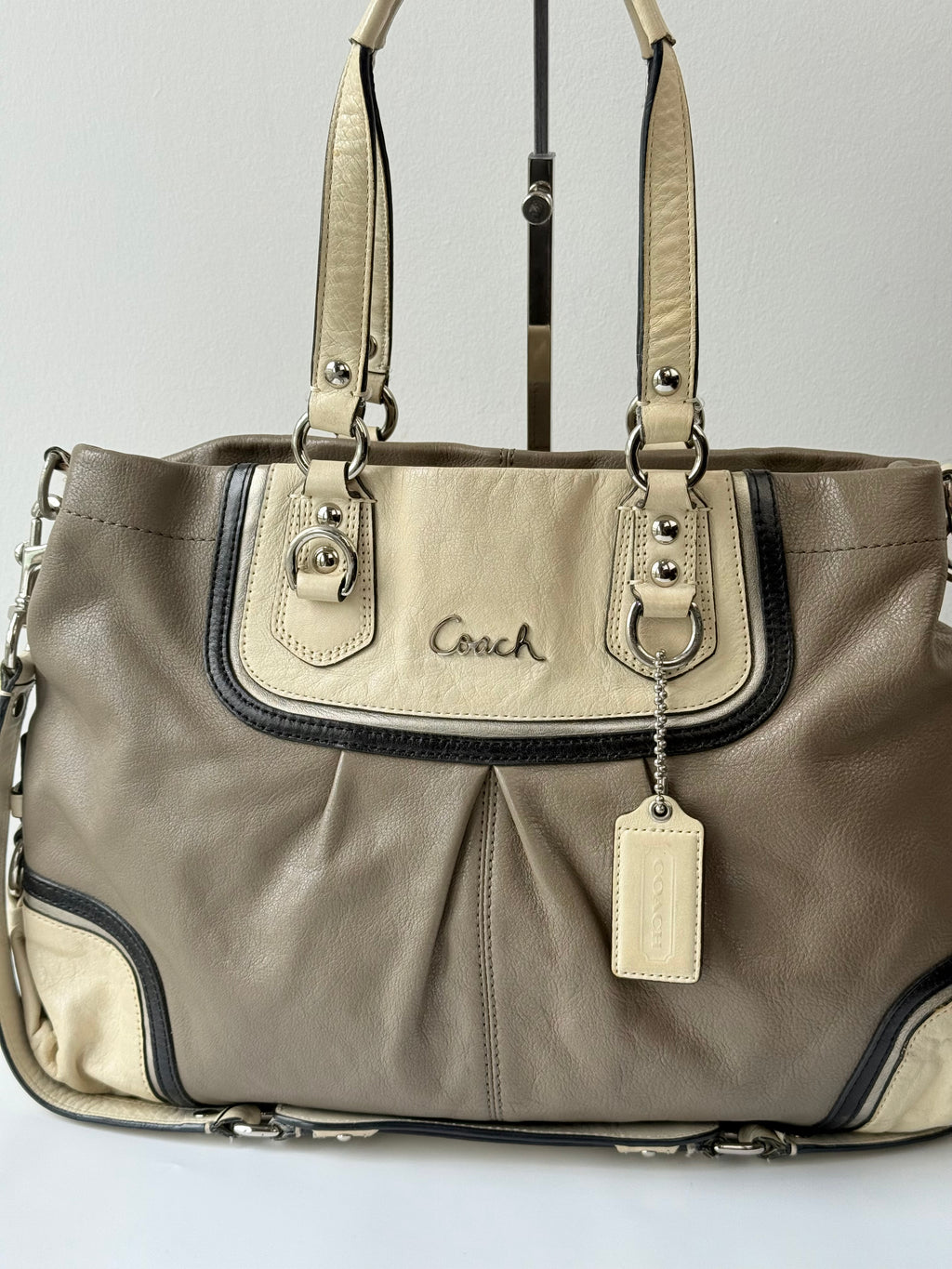 Vintage Coach Ashley Leather Bag Grey and Cream Leather Coach Shoulder Bag 00s Y2K