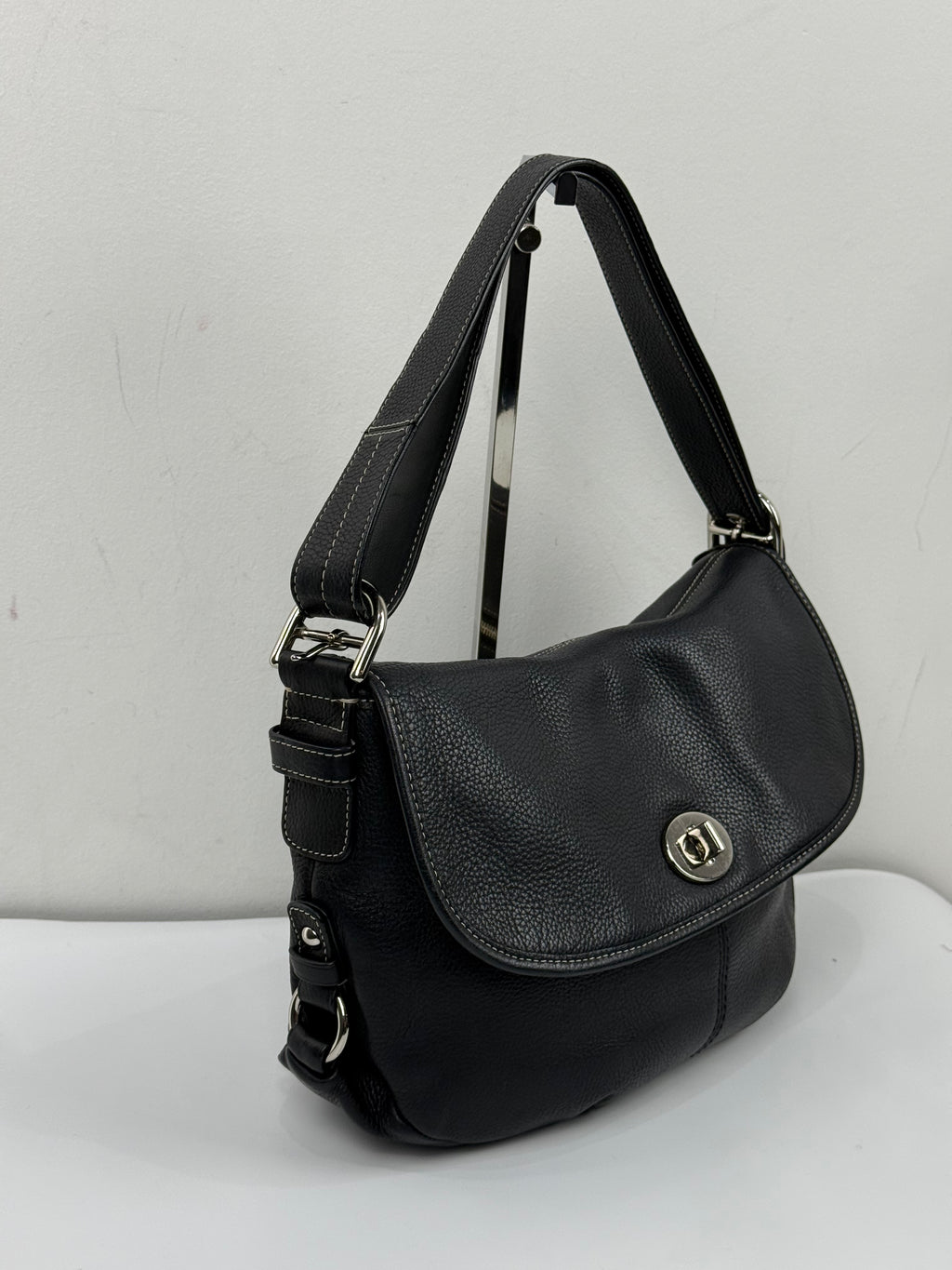 Vintage Coach Black Pebble Leather TurnLock Shoulder Bag Coach Crossbody Bag 00s Y2K