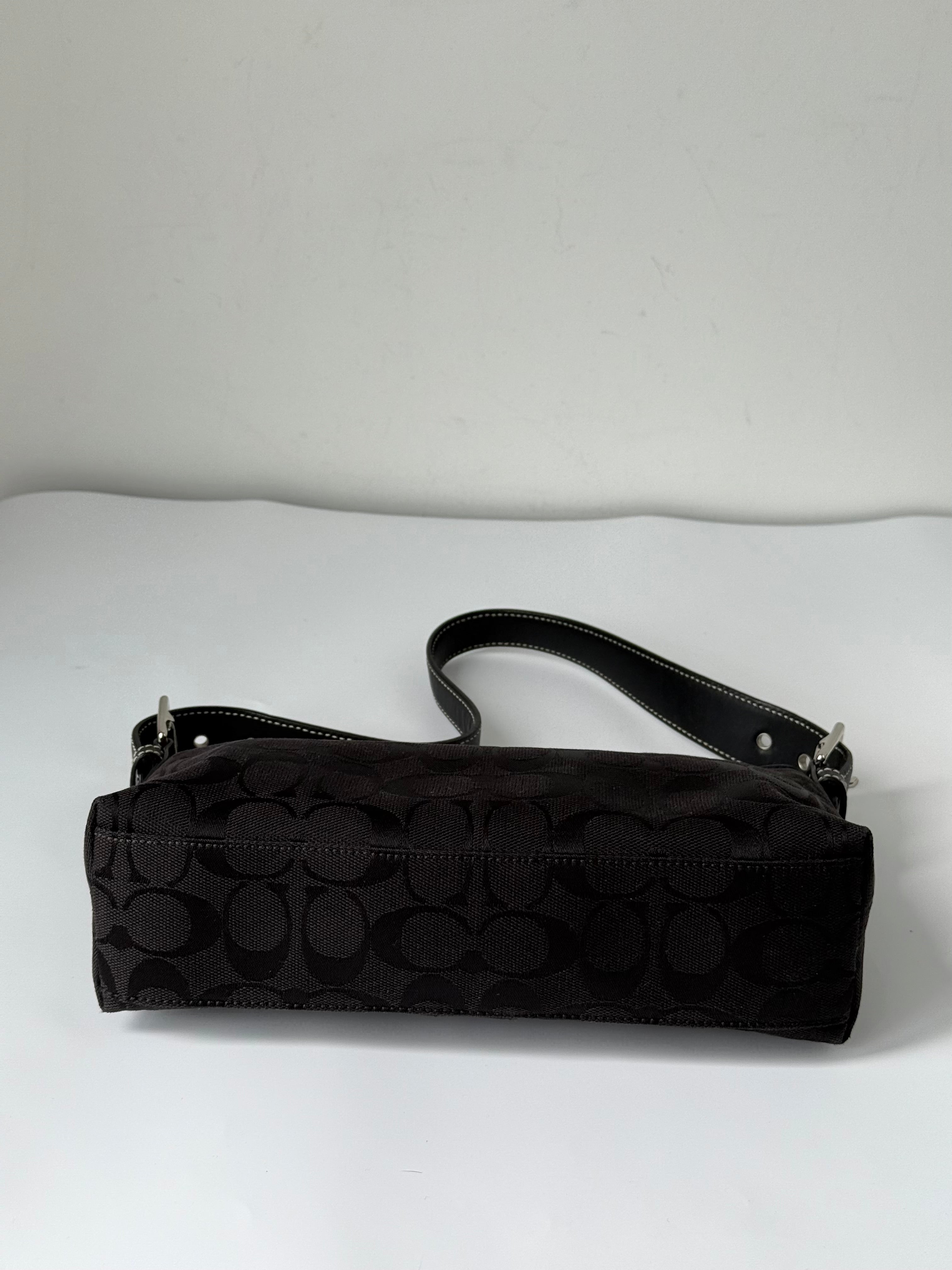 Vintage Coach Baguette East West Bag Black Signature Canvas Shoulder Bag Y2K