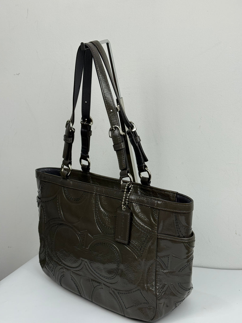 Vintage Coach Grey Patent Leather Bag Signature Gallery Shoulder Bag  00s Y2K