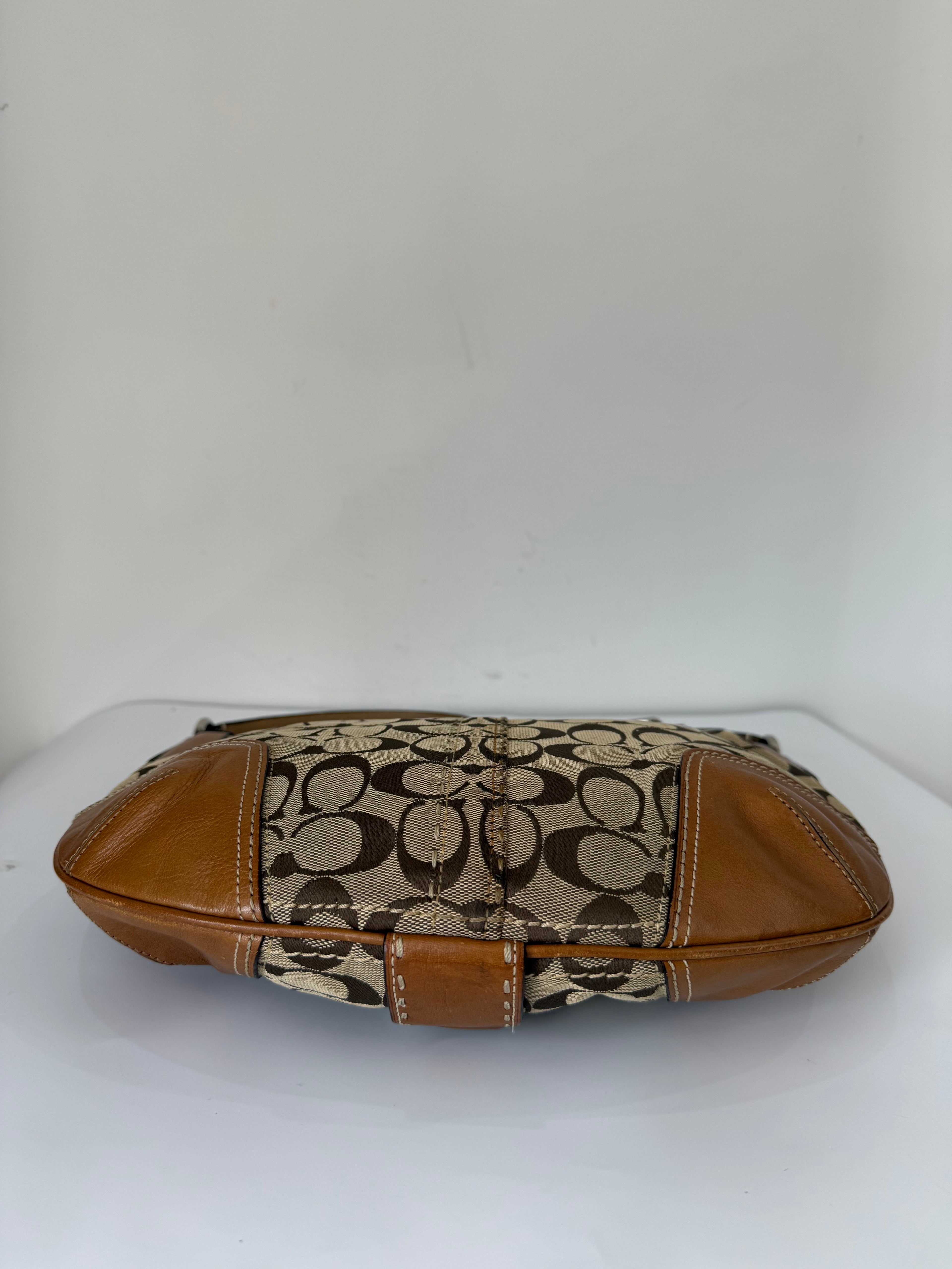 Vintage Coach Hampton Hobo Bag Brown and Tan Coach Signature Shoulder Bag 00s Y2K