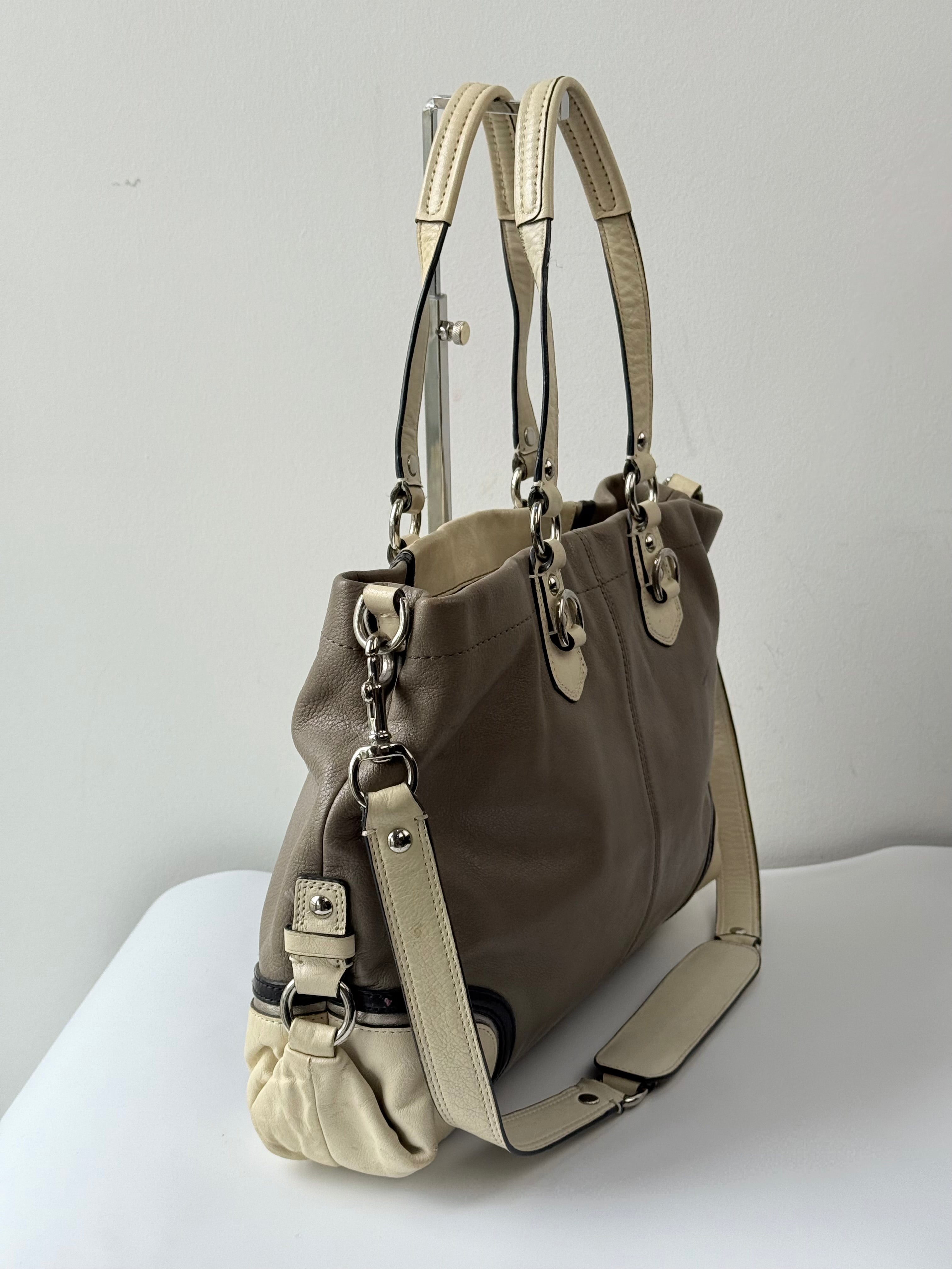 Vintage Coach Ashley Leather Bag Grey and Cream Leather Coach Shoulder Bag 00s Y2K