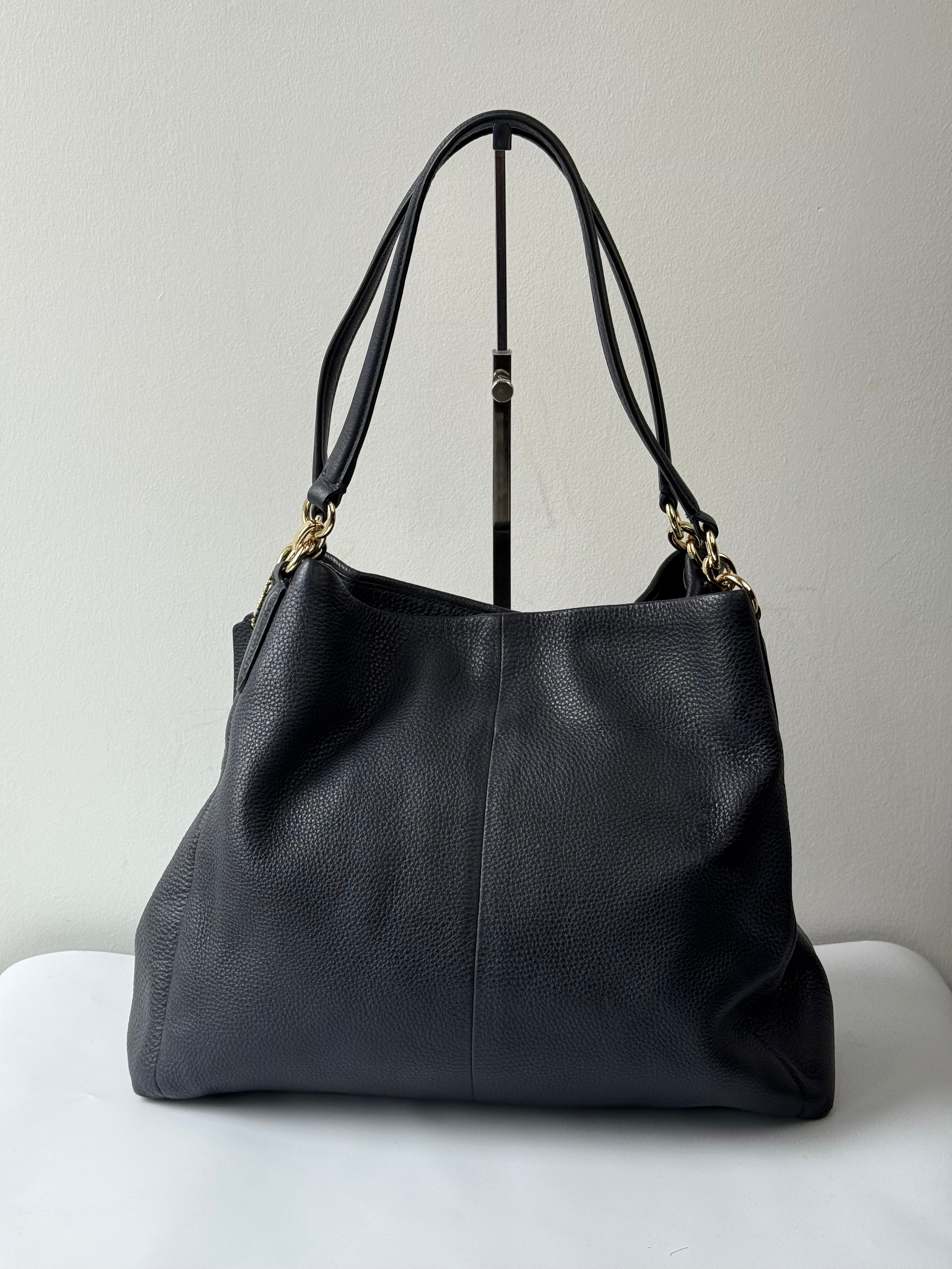 Vintage Coach Shoulder Bag 00s Y2K Coach Madison Phoebe Black Pebbled Leather Bag