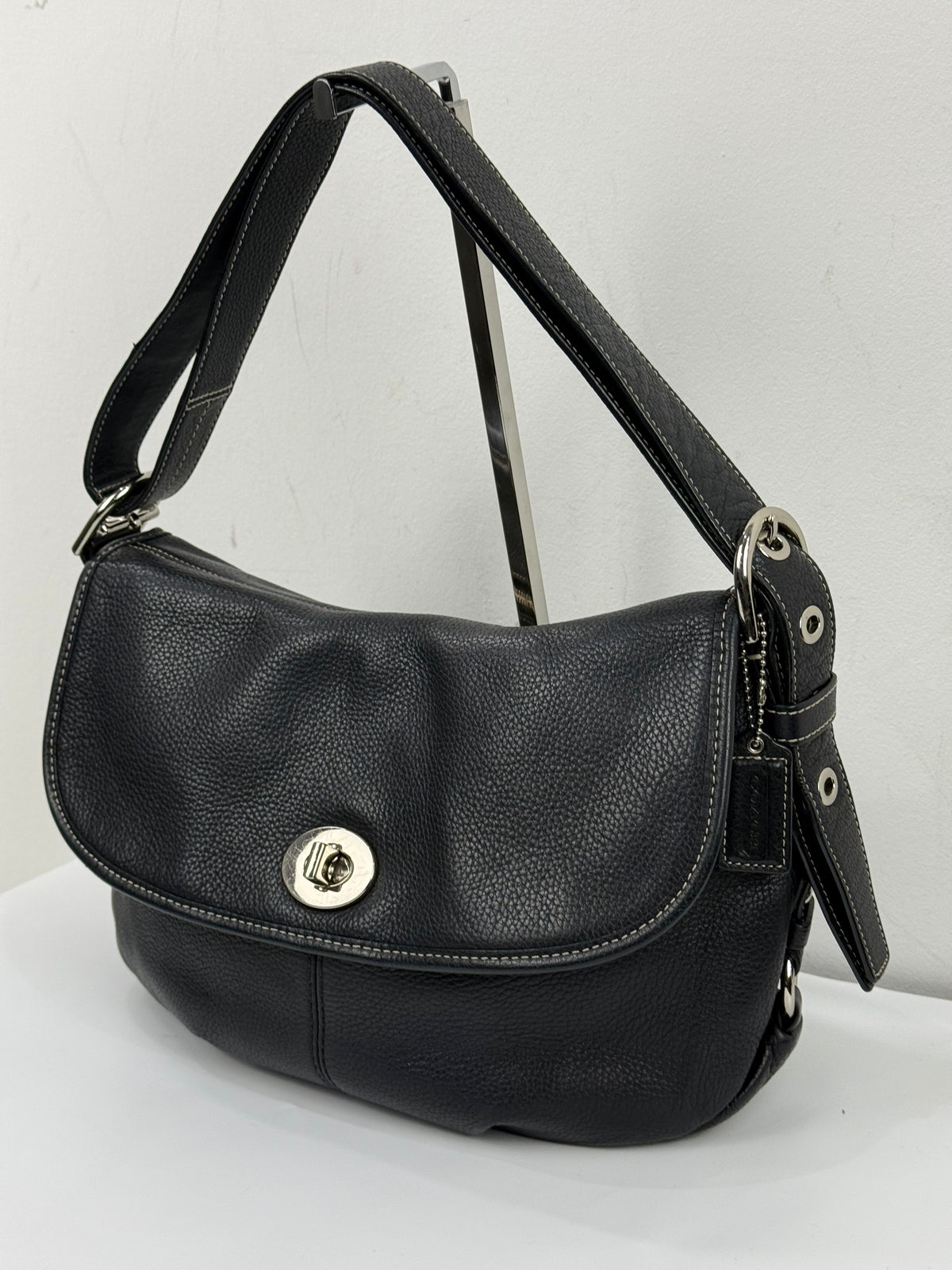 Vintage Coach Black Pebble Leather TurnLock Shoulder Bag Coach Crossbody Bag 00s Y2K