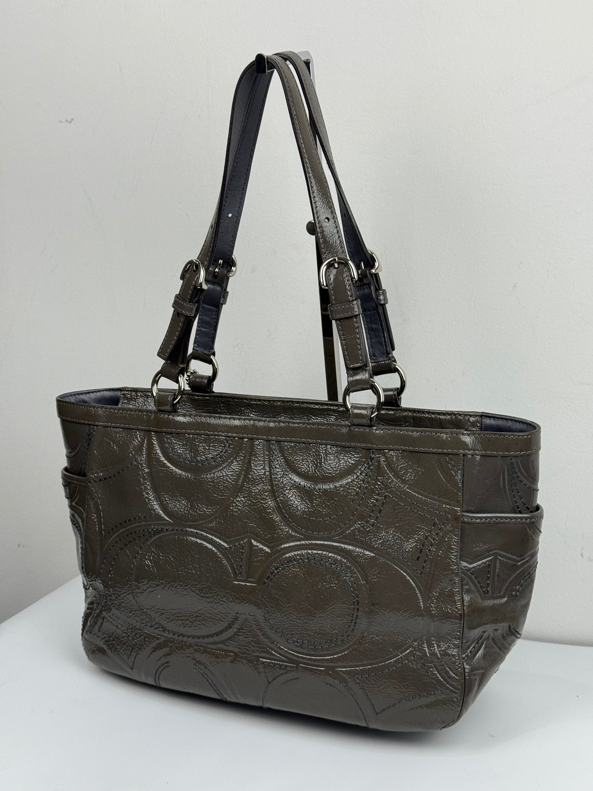 Vintage Coach Grey Patent Leather Bag Signature Gallery Shoulder Bag  00s Y2K