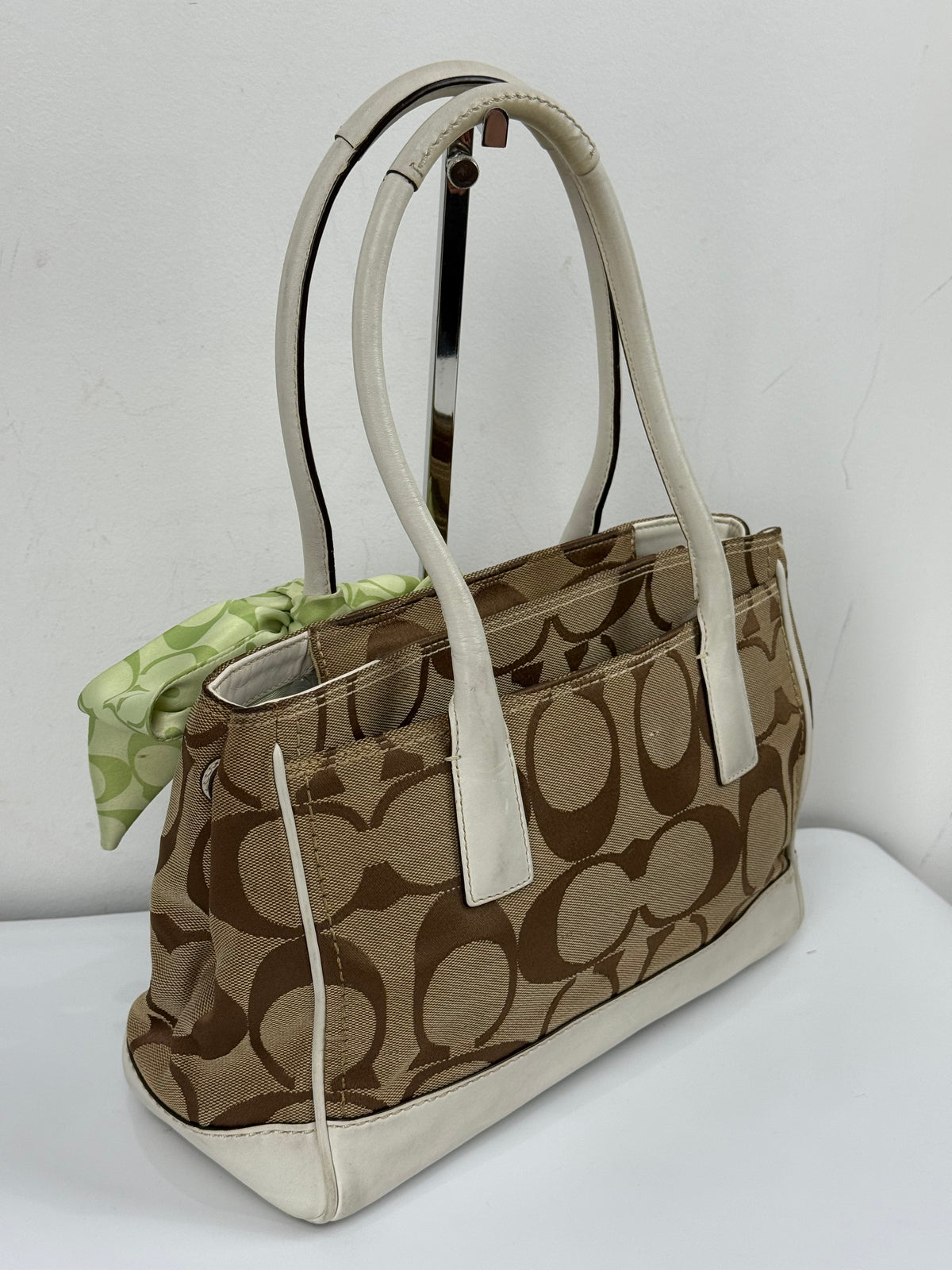 Vintage Coach Hampton Brown/White Tote Bag Coach Signature Y2K HandBag with Scarf